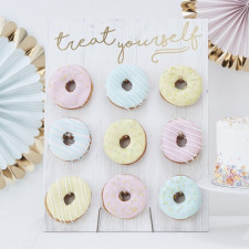 Donut Wand Holzoptik