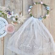 "Bride To Be" Décoration florale avec voile