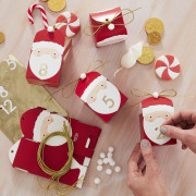 Weihnachtsmann-Adventskalender Boxen mit Zahlen