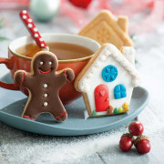 Cookie cutter set house and gingerbread man 2 pieces