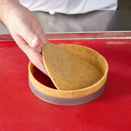 Anneau à tarte perforé Ø 19 cm x 3,5 cm pour des tartes parfaites