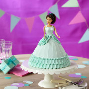 Backset Barbie-Torte