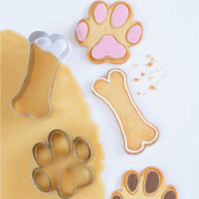 Cookie cutter dog snack 2 pieces
