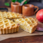 Apple Almond Cake Product Set