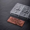 Coniglietto con stampo in cioccolato