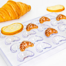 Praline mold Gipfeli, 16 pieces