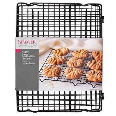 Folding grille with feet