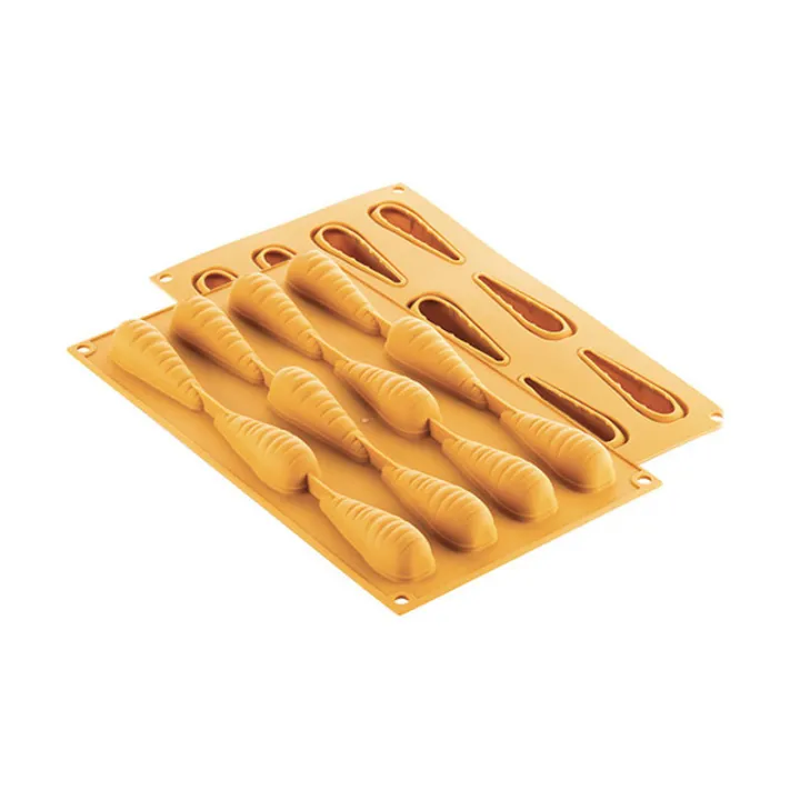 Silicone carrot mold