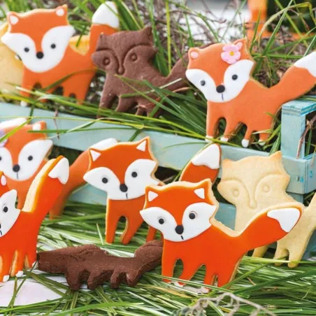 Decora cookie cutter fox