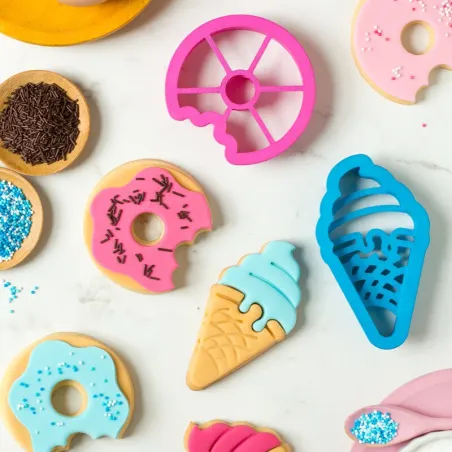 Set of 2 embossing donut and ice cream
