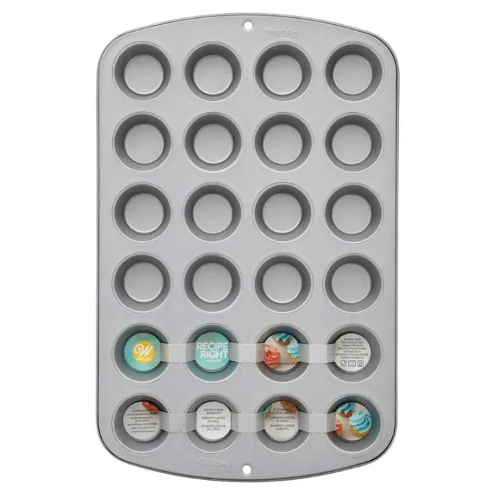 Wilton mini cupcakes baking tin for 24 mini cupcakes