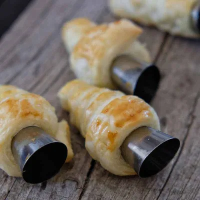 Cornet iridescent curls Ø 4 x 12 cm, 8 pieces for aperitifs and desserts