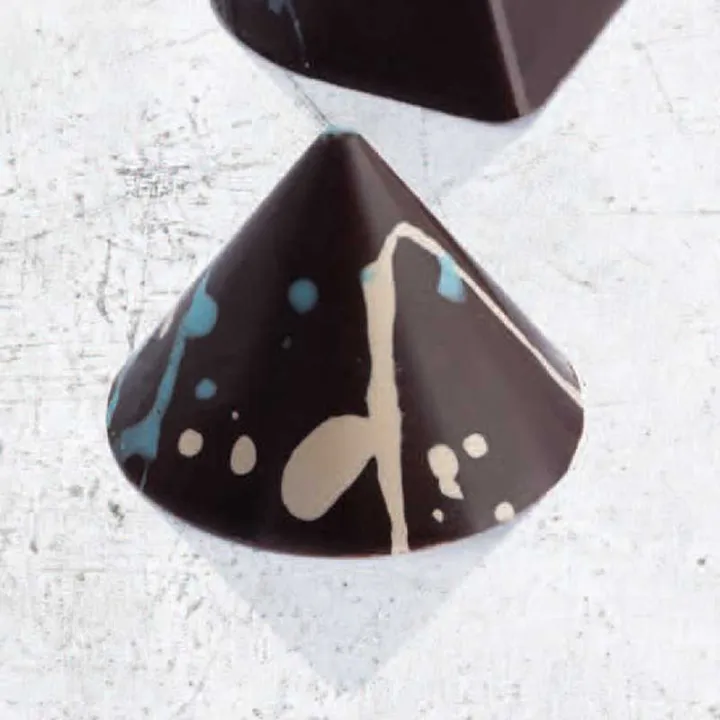 Pralinenform Kegel 24 Pralinen