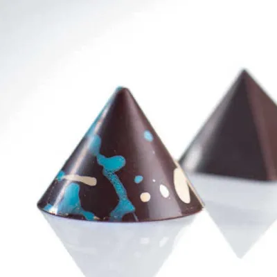 Praline mold cone 24 chocolates