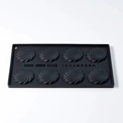 Twister silicone mold round 8 pieces, ⌀ 6 cm