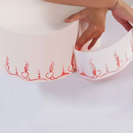 Cœurs romantiques Stencil pour des créations sucrées