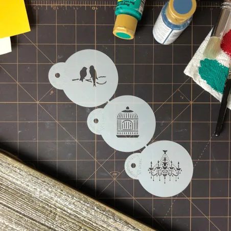 Uccelli d'amore e lampadario Stencil per decorazioni nobiliari