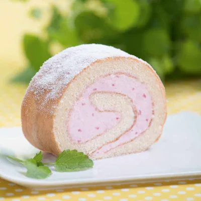 Strawberry pie filling for delicious desserts