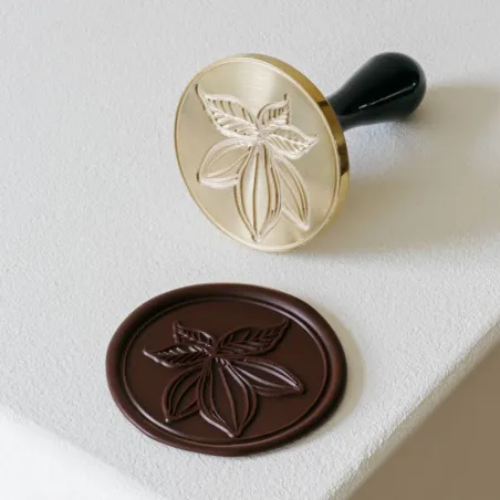 Timbro per cioccolato Fiore di cacao diametro 6 cm in legno e acciaio inossidabile
