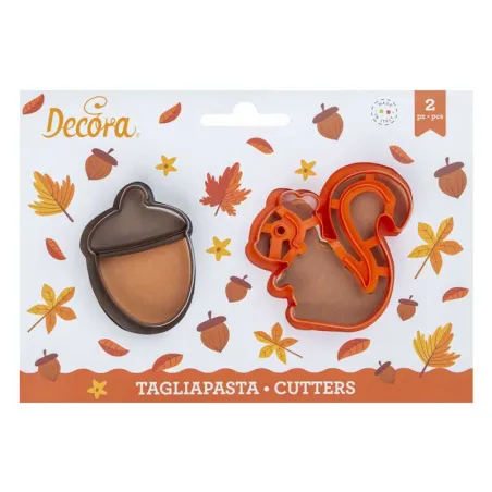 Forest cookie cutter set of 2 nut and squirrel plastic