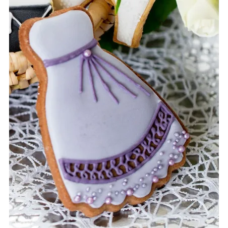 Abito da sposa con tagliabiscotti