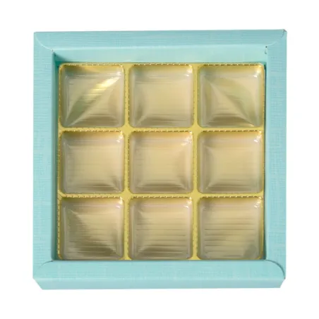 Confezione di cioccolato azzurro per 9 cioccolatini per regali nobili