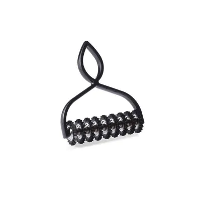 Rotella per pasta nera, 9 rotelle per una pasta uniforme