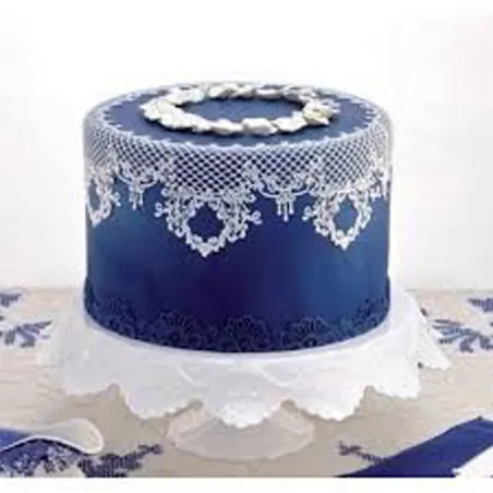 Noble silicone border mat for elegant decorations
