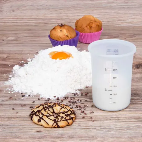 250 ml silicone measuring cup for measuring, pureeing and baking
