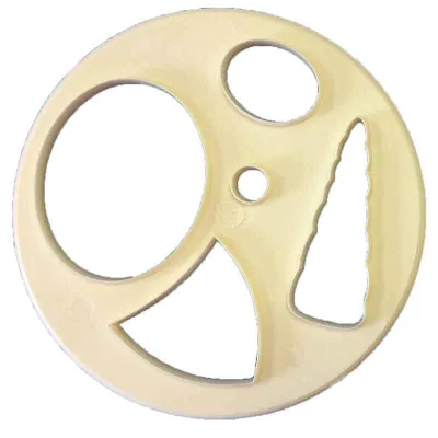 Animal face cutter for cakes and cupcakes
