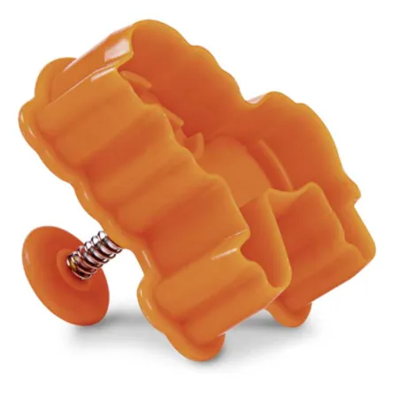 Cookie cutter with lion ejector for beautifully decorated biscuits