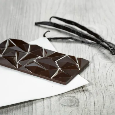Black Zabuye Couverture 83% pour des créations en chocolat noir