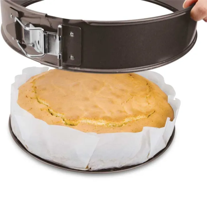 Baking paper for springform tins, 10 pieces for perfect cakes