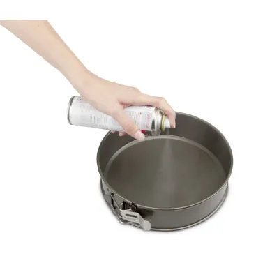 Spray de démoulage purement végétal pour tous les moules à pâtisserie