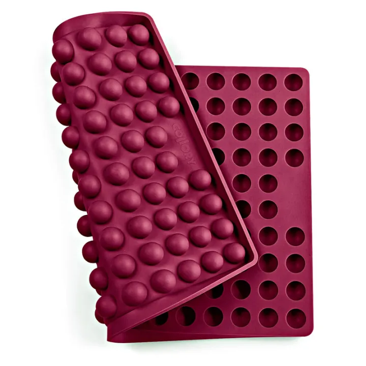 Tapis de cuisson pour friandises moyennes pour chiens demi-sphère