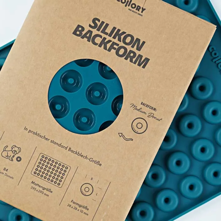 Baking mat for medium dog treat donuts