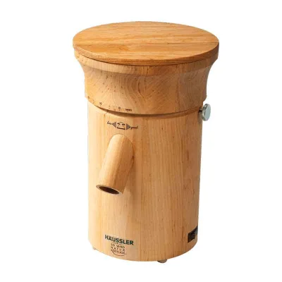 Tina grain mill for everything from coarse meal to flour
