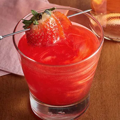 Glitter per cocktail rosso per drink scintillanti