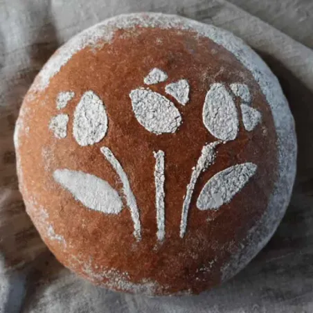 Tulip flour stencil for an outstanding motif on your breads