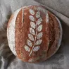 Twig flour stencil for an outstanding motif on your breads