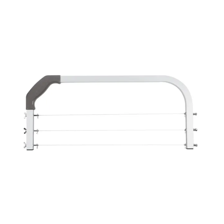 Professional cake saw for perfect cake bases