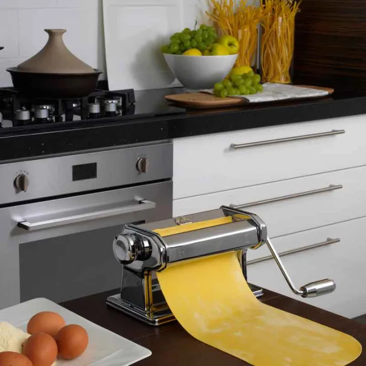 Machine à pâtes Atlas 180 pour de délicieuses pâtes fines
