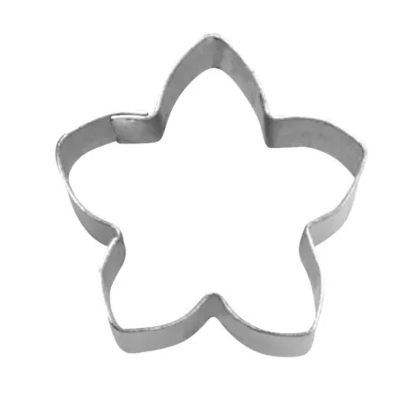 Mini flower cookie cutter for delicious cookies