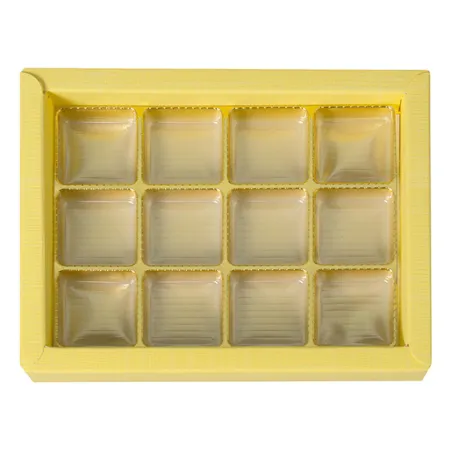 Confezione di cioccolato giallo per 12 cioccolatini per regali nobili