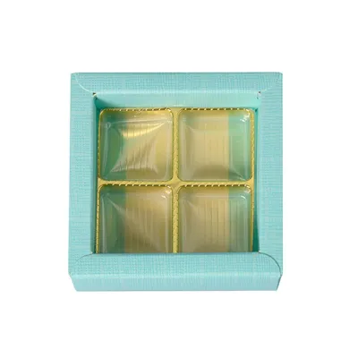 Praline packaging light blue for 4 chocolates for noble gifts