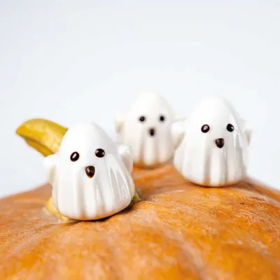 Praline mold Spooky 24 pieces