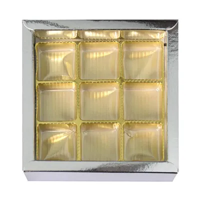 Confezione di cioccolato in argento per 9 cioccolatini per regali nobili