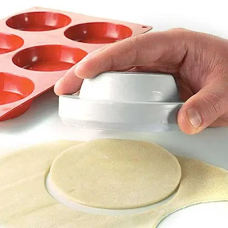 Silicone cookie cutter / press-on round and conical Ø 8 cm
