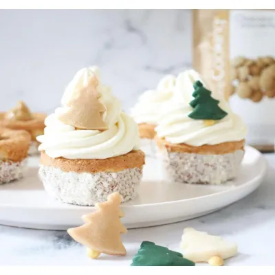 Marzipan decoration fir trees, 6 pieces