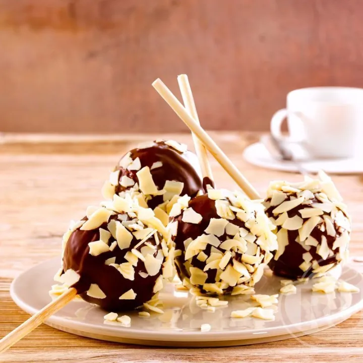 Scaglie di cioccolato bianco RUF – delicate, cremose, pronte all'uso | Cakelicious